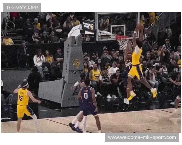 开季至今表现都没有任何起色！太阳本不应该留下这位湖人弃将？